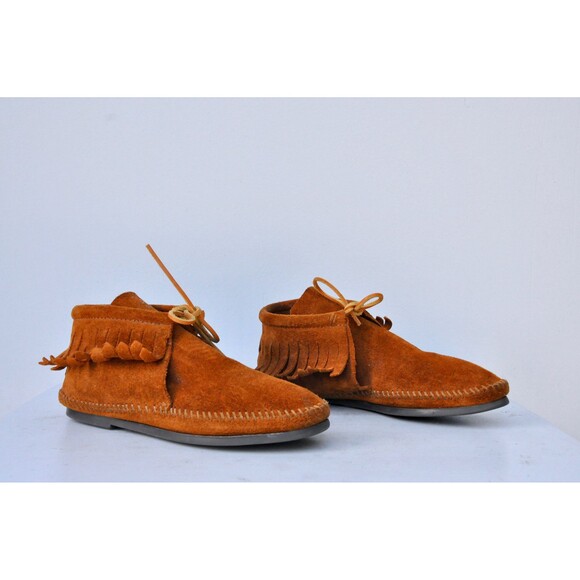 Minnetonka Moccasin Ankle Boots Booties Fringed Fringes Leather Suede 6.5 - Picture 1 of 8